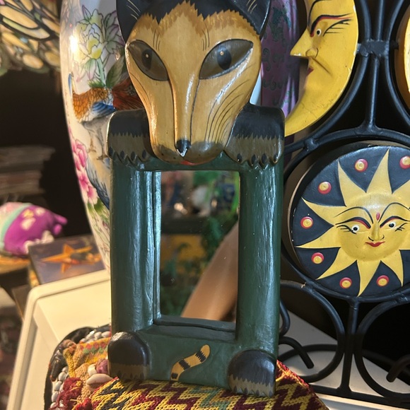 Handcrafted Fox Mirror with Green Frame - Picture 9 of 11